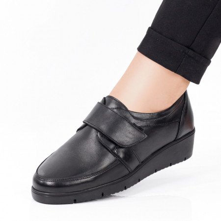 Pantofi casual dama negri cu inchidere scai din Piele naturala MDL00077