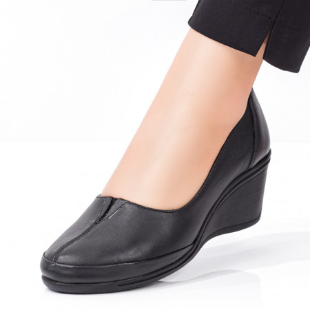 Reduceri  Pantofi casual, Pantofi casual dama negri cu platforma din Piele naturala MDL033896 - modlet.ro