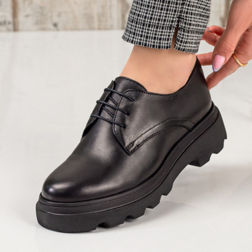 Pantofi casual trendy dama, Pantofi casual dama negri cu talpa groasa si siret MDL01620 - modlet.ro