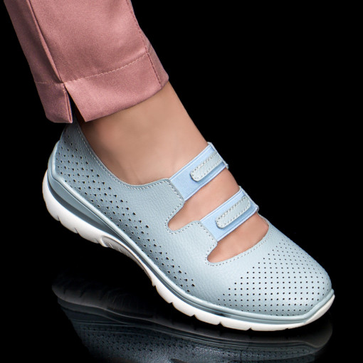 Pantofi casual clasici dama, Pantofi casual perforati dama albastri din Piele cu barete elastice MDL04473 - modlet.ro