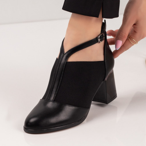 Pantofi clasici cu toc gros, Pantofi cu toc dama negri cu insertii de material elastic si barete MDL03822 - modlet.ro