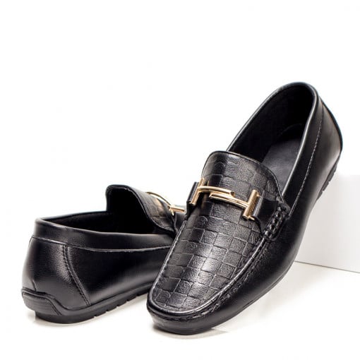 Pantofi barbati, Mocasini negri barbati cu accesoriu auriu MDL05405 - modlet.ro