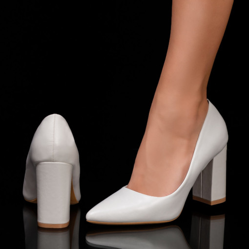 Pantofi clasici cu toc gros, Pantofi albi dama cu toc gros MDL06130 - modlet.ro