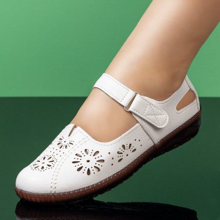 Reduceri  Pantofi casual, Pantofi casual dama perforati albi cu bareta MDL04277 - modlet.ro
