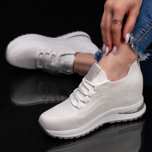 Pantofi trendy sport dama, Pantofi sport dama albi cu platforma interioara MDL04881 - modlet.ro