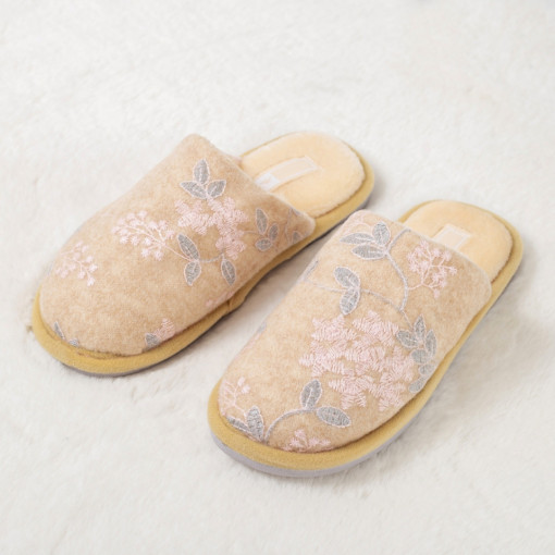Papuci de casa dama khaki cu model floral din material textil MDL02733