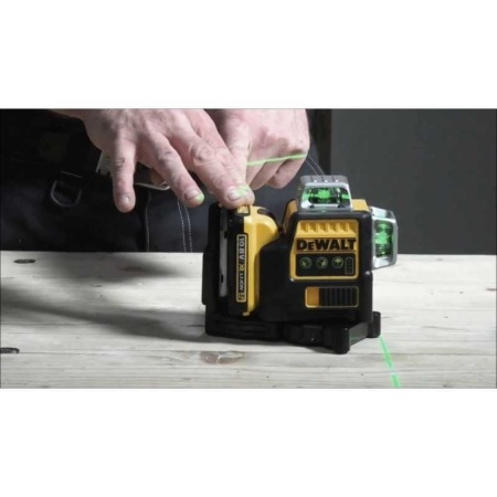 Nivela Laser Autonivelanta in Cruce Verde 10.8V DeWalt DCE089D1G - Img 2