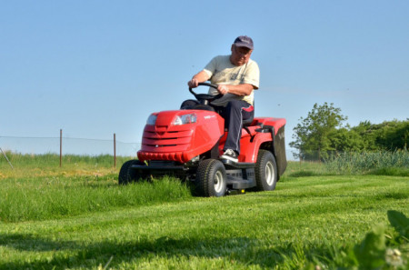 Tractoras gazon Vari RL 84 Hydro - Img 2