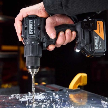 Masina de gaurit si insurubat cu percutie, DEWALT X MCLAREN F1 Team, 18V, XR 2x 5Ah, 90 Nm, cutie TSAK, DCD86MP2T - Img 5