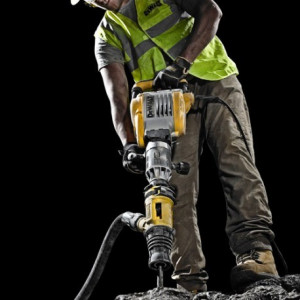 Ciocan demolator SDS Max 1550 W 19 J cu AVC Dewalt - D25902K - Img 2