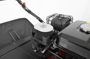 Scarificator pentru gazon cu motor termic 163 cmc, sac colectare 45 l Hecht 5642 - Img 2
