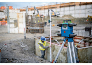 Nivela laser rotativa cu laser VERDE (650 m) Bosch GRL 650 CHVG + Receptor si telecomanda + BT 170 Trepied + GR 500 Rigla - Img 6