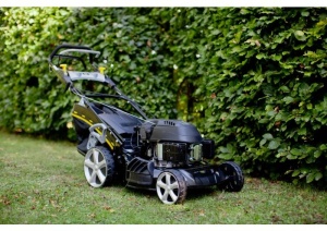 Texas Razor 5155TR/WE, masina de tuns gazonul, benzina, 4.4CP, latime lucru 51cm, pornire electrica, autopropulsata, reglaj central, sac 65 litri - Img 5