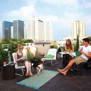 Cutie depozitare rotunda maro Keter Cool Stool - Img 3