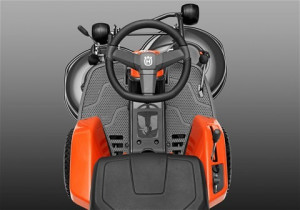 Tractoras de tuns gazon Husqvarna RIDER R 115 C - Img 3