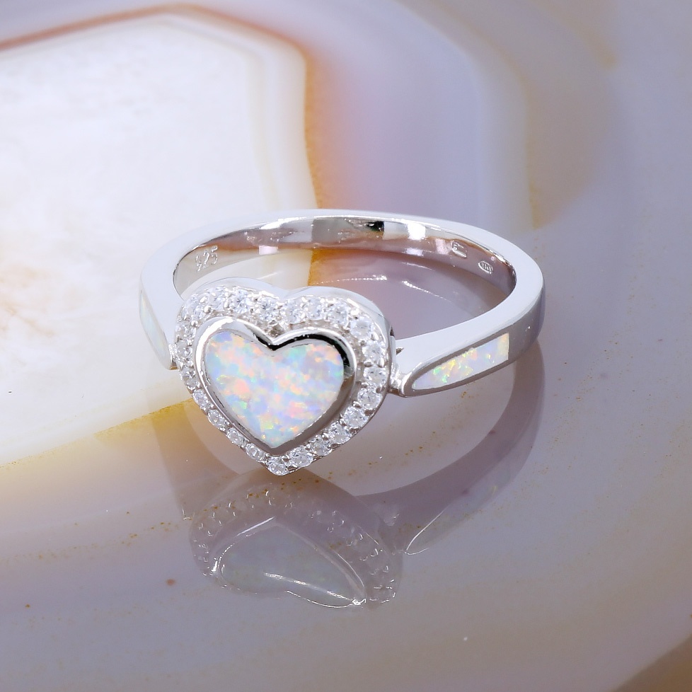 Model Inima Inel din Argint cu Opal Alb model Inima si Cristale CZ c2886