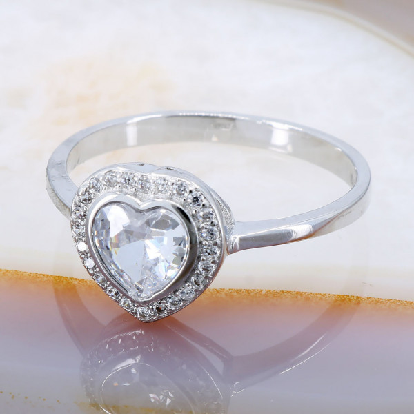 Inel din Argint 925 cu cristale Zirconia model Inima cod 2509
