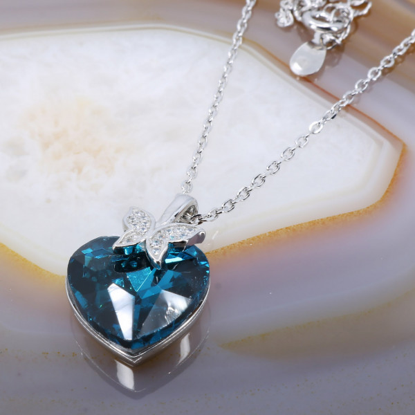 Lant de Argint 925 cu Pandantiv model Inima cu Fluture Cristal Mare SW culoare Albastru 1162
