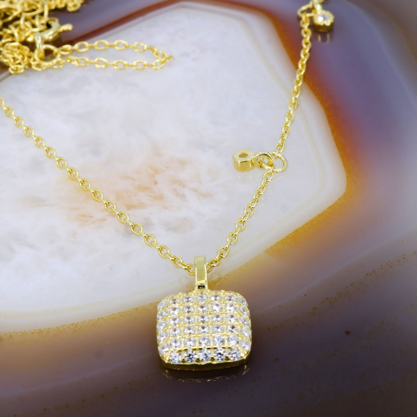Lant din Argint 925 Placat cu Aur 22K cu Pandantiv Patrat si Cristale Zirconia