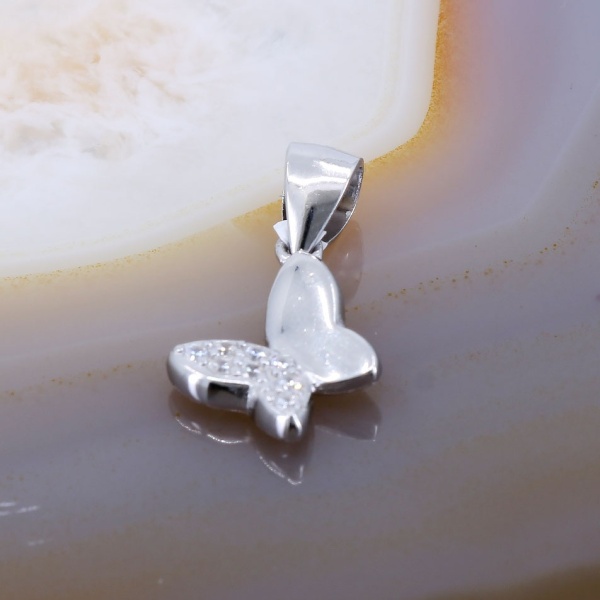 Pandantiv Fluturas din Argint 925 decorat cu Cristale Zirconia c1246