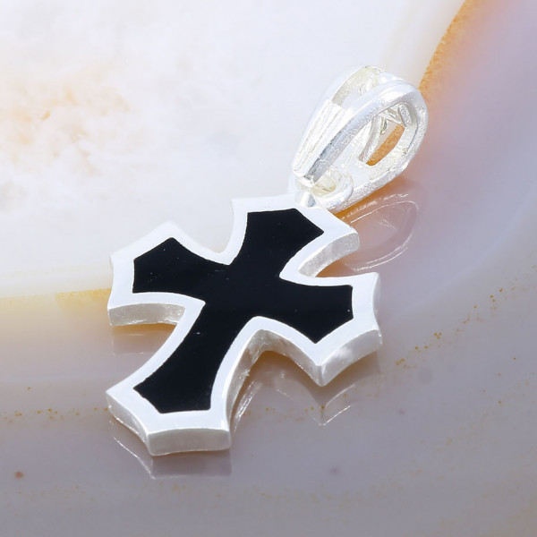 Pandantiv model Cruce din Argint 925 decorata cu Email Negru cod 1069