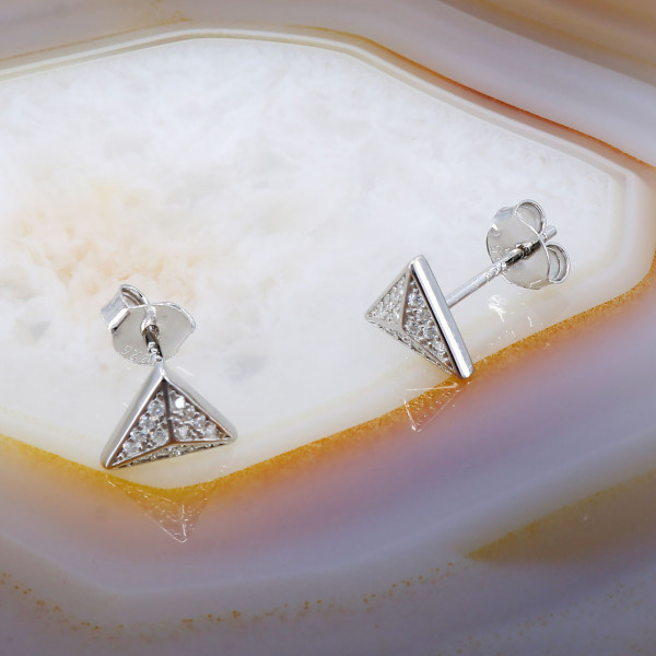 Cercei din Argint 925 model Modern Triunghi cu cristale Zirconia cod 3127