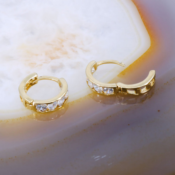 Cercei Rotunzi din Aur 14K 585 cu Deschidere si Cristale Zirconia cod 548
