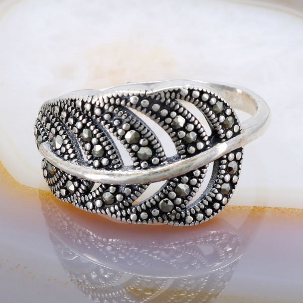 Inel din Argint 925 model Frunza cu Pietre Marcasite cod 2511