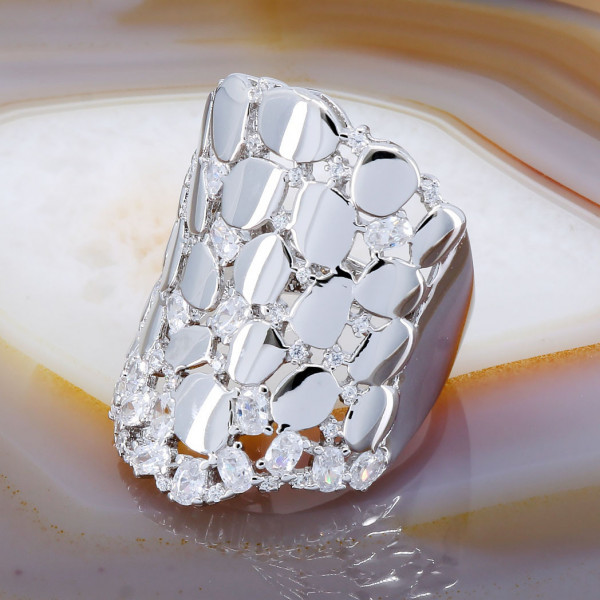 Inel Lat Fantezie din Argint 925 Presarat cu cristale Zirconia Albe Clare cod 2483