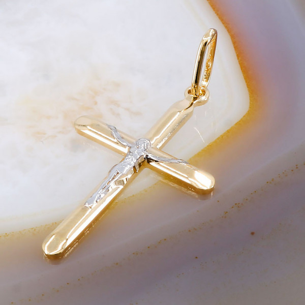Pandantiv model Cruce cu Isus Placata cu Aur Galben 18K cod 555
