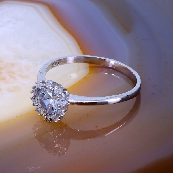 Inel Solitaire din Argint cu Cristale Zircon model Floare c2930