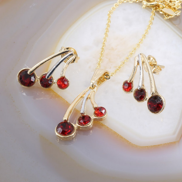 Set Placat cu Aur Galben 18K model Cherry cu Cristale Rosii 368