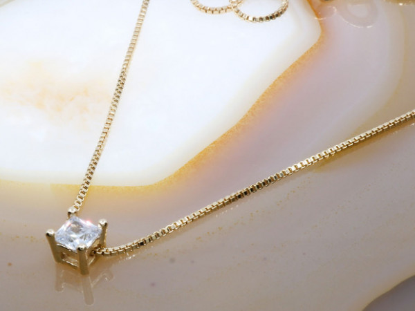 Lant Placat cu Aur 18K Pandantiv Patrat si Cristal Zirconia c880