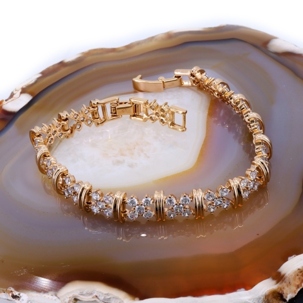 Bratara model Floral cu Cristale Zirconia Placata cu Aur Rose c1658