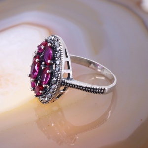 Inel din Argint cu marcasite si pietre roz aspect vintage c 3337 - Img 2