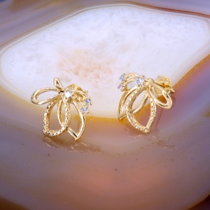 Cercei Floare placati cu Aur cu Cristale Zircon c4107