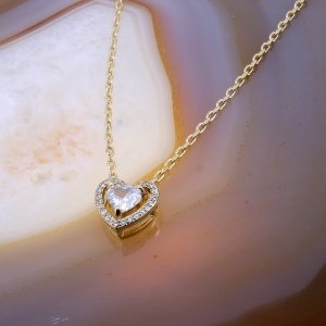 Colier Placat cu aur cu pandantiv Inima si cristale Zirconia c1300