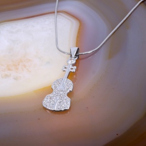 Lant din Argint cu Pandantiv Vioara decorata cu Cristale Zirconia c1607