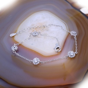 Bratara de Argint cu Floricele de Cristale Zirconia c3353