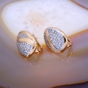 Cercei Eleganti Placati cu Aur Rose si presarati cu Cristale Zircon c4083
