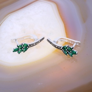 Cercei Floare din Argint 925 cu Marcasite si Cristale Verzi c4252