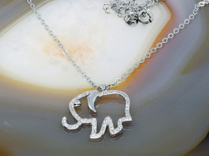 Lant din Argint cu Pandantiv model Elefant cu Cristale aL1026