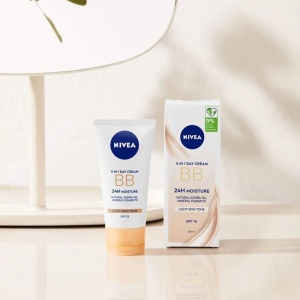 Nivea BB Cream Crema de zi Cream 5 în 1 nuanta deschisa - Img 2