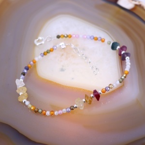 Bratara din argint cu pietricele multicolore c3446