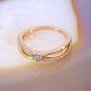 Inel Inima placat cu aur rose cu cristale zirconia c1672
