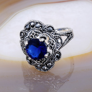Inel Vintage din Argint 925 cu Marcasite si Cristal Albastru c2634
