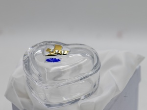 Caseta New Le Monde Italy Aniversara din Cristal forma inima cu model Verighete