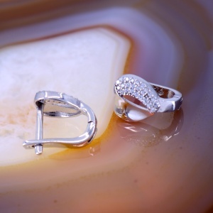 Cercei din argint model inima cu cristale zirconia c4409 - Img 2