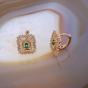 Cercei Placati cu Aur cu Cristale Zirconia Square si Emerald Cut c3924
