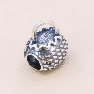 Charm de Argint 925 model Basket cu Albina c1112